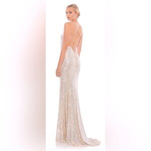 NWT MAC DUGGAL SUPER SEXY LACE UP BACK SEQUIN GOWN SIZE  4 $358